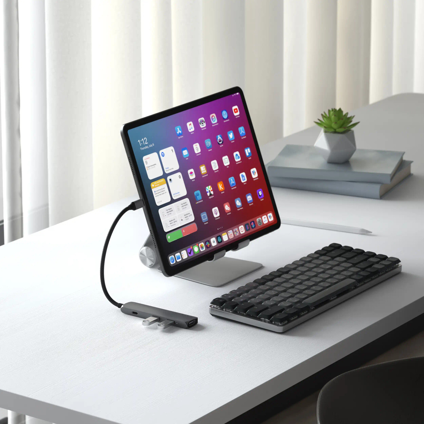 Satechi SM1 Slim Mechanical Backlit Bluetooth Keyboard · Фото 13 из 15
